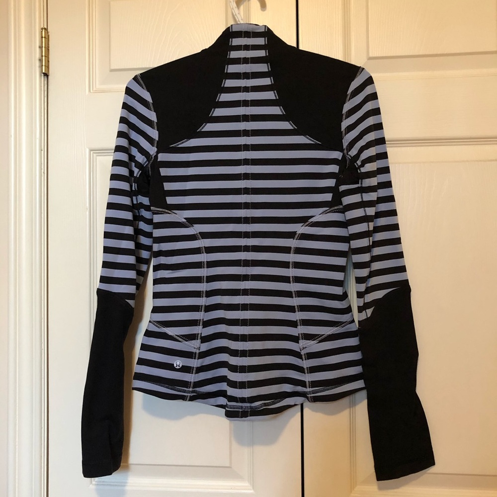 Lululemon jacket - Picture 6 of 8